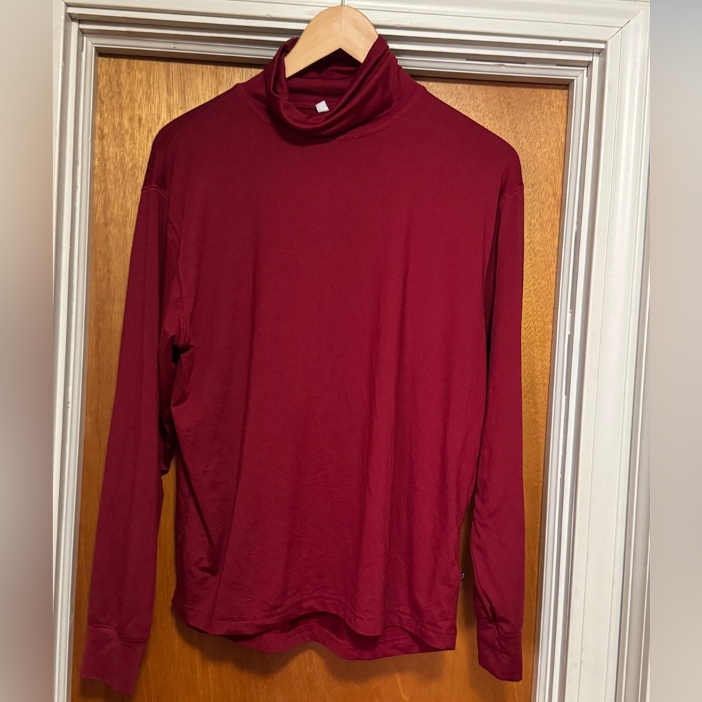 EMS Men's Burgundy turtleneck base layer Sz L Eastern Mountain Sports